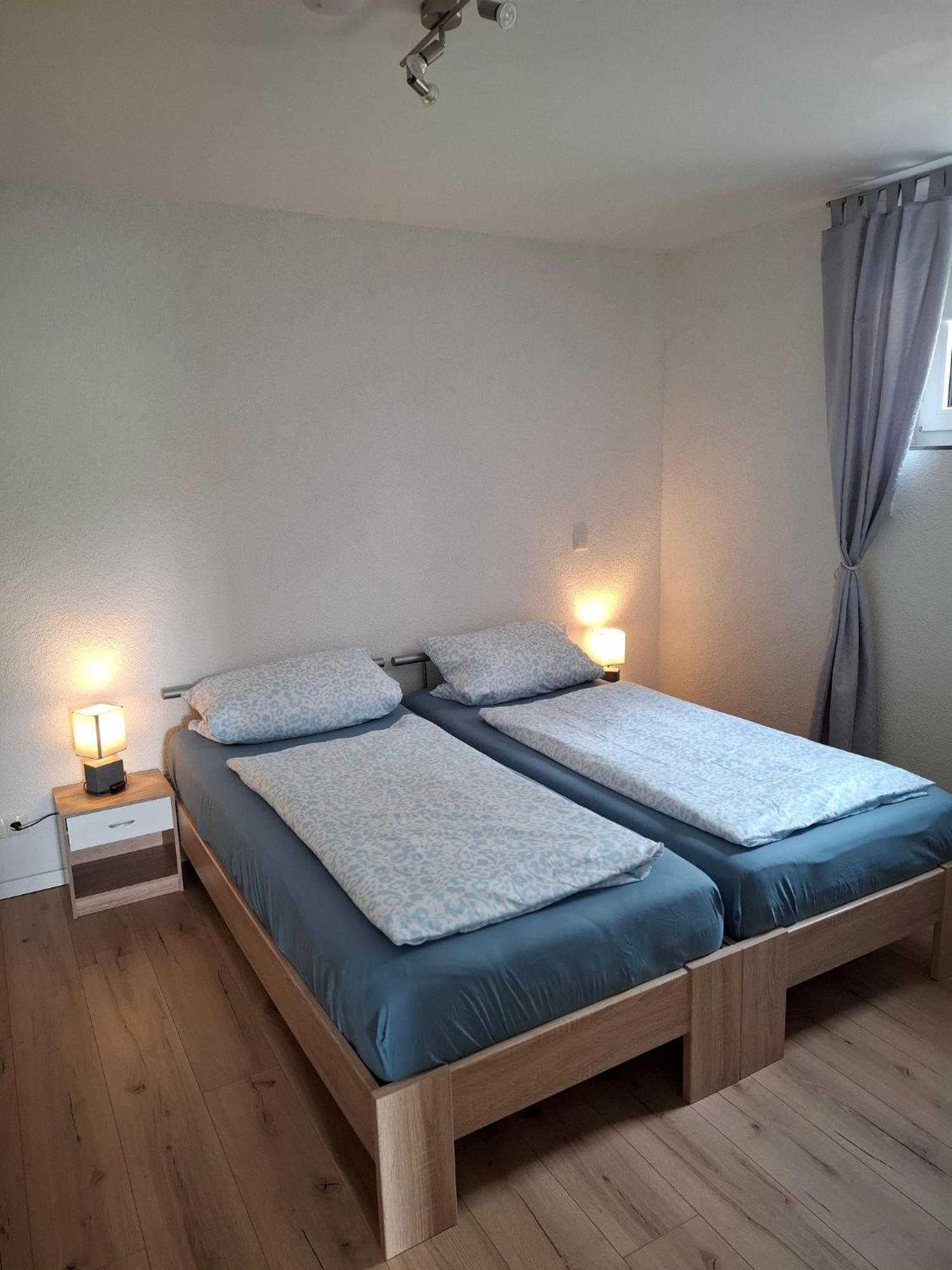 Ferienwohnung Am Blumenberg バート・メルゲントハイム エクステリア 写真